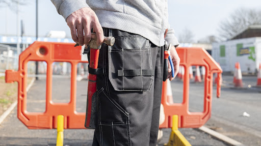 The Importance Of Comfort And Mobility In Cargo Work Trousers
