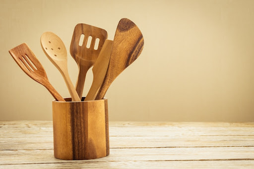  Wooden Kitchen Accessories for a Rustic Vibe<br />
